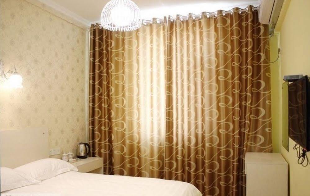 Luoyang Love Me Fashion Hotel Екстер'єр фото